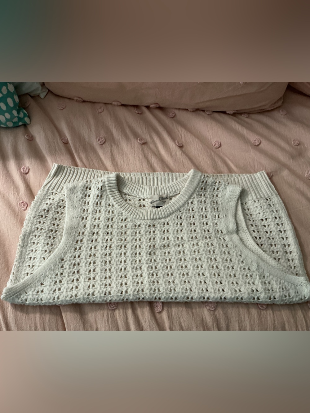 Universal Thread Ivory Open-Knit Crewneck Sleeveless Sweater